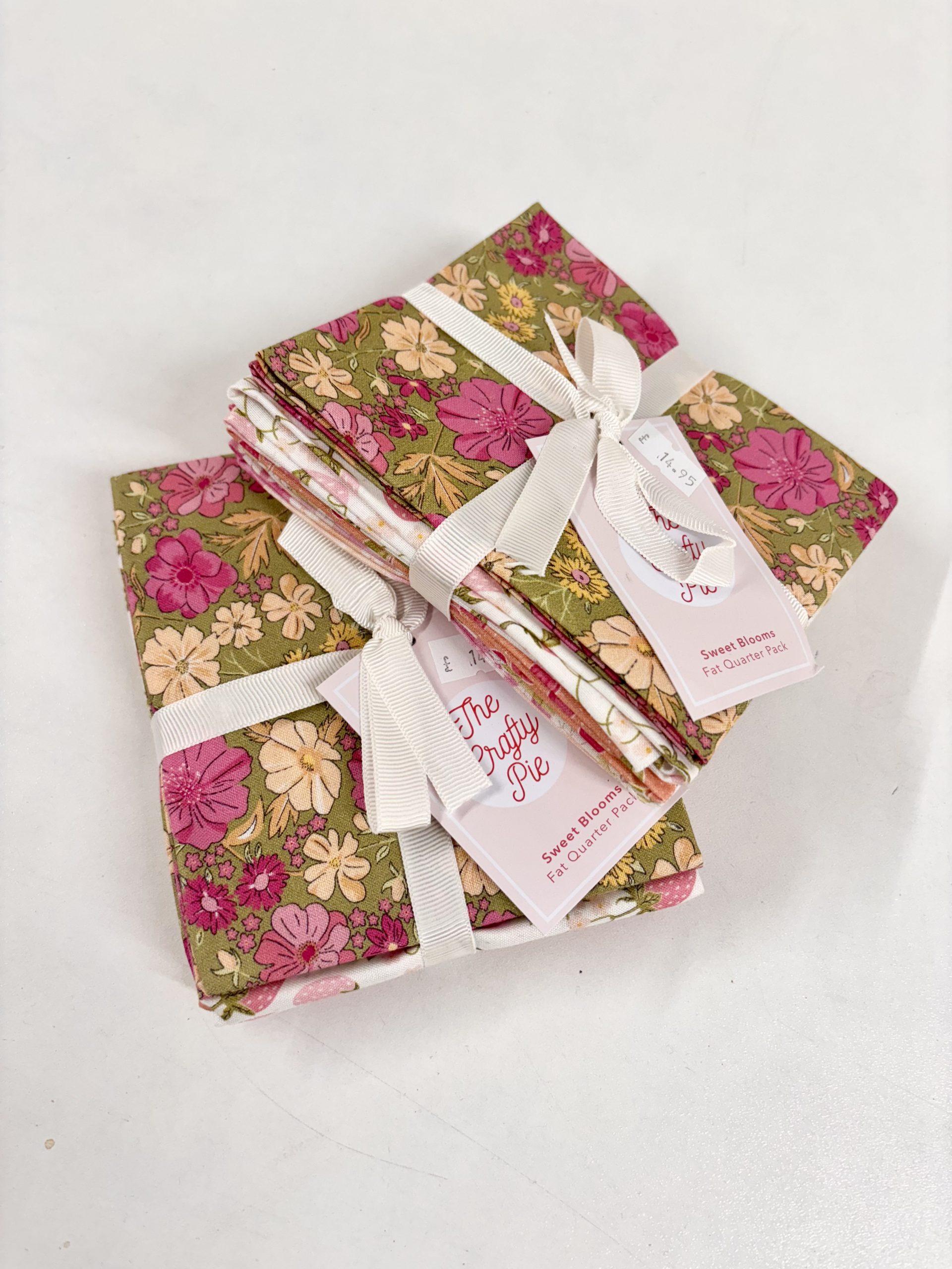 Crafty Pie ‘Sweet Blooms’ - 5 Fat Quarter Bundle - Green