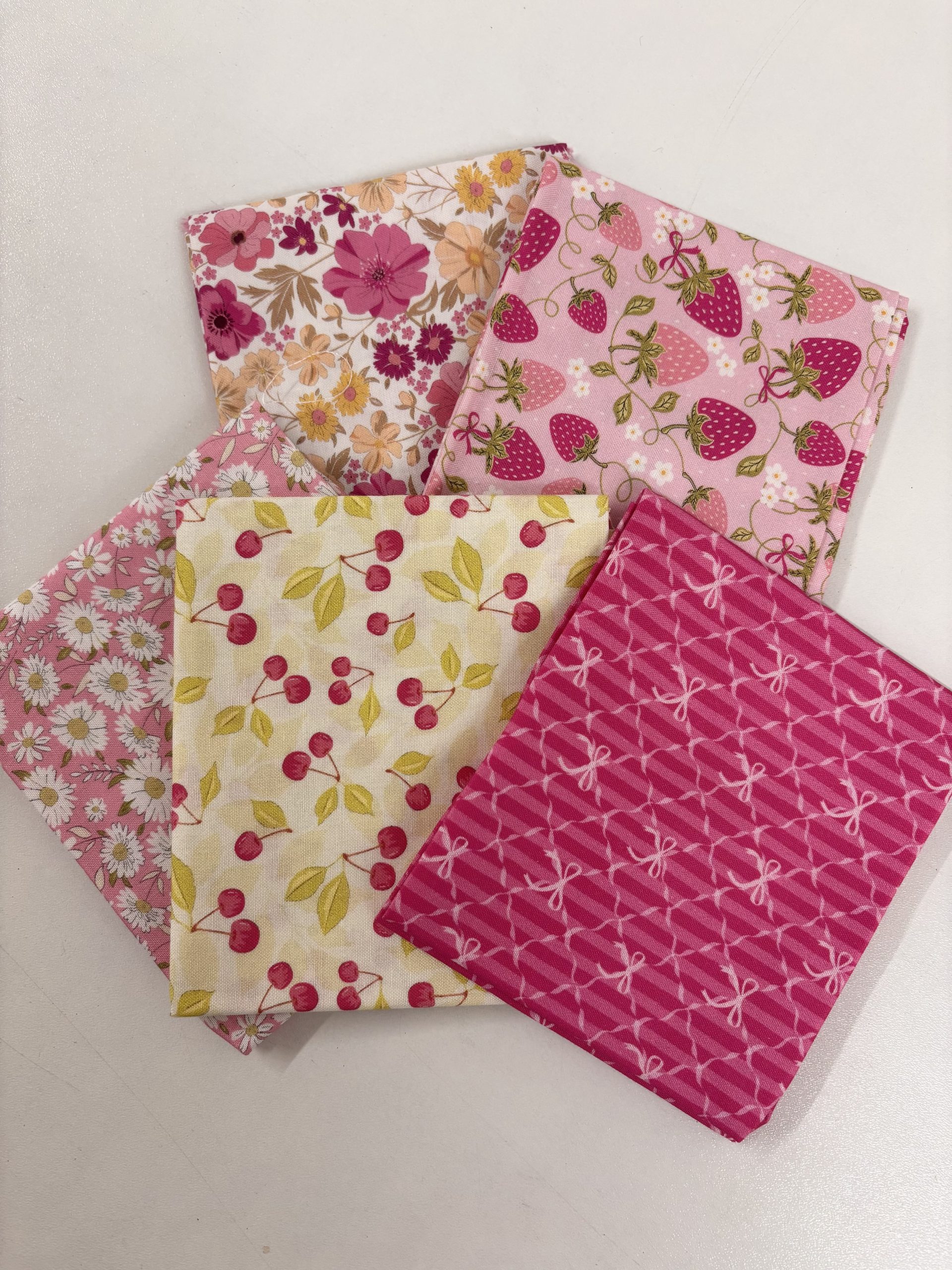Crafty Pie ‘Sweet Blooms’ - 5 Fat Quarter Bundle Pink - Image 2