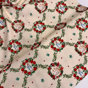 Peter Rabbit Christmas - Pomegranate Wreaths Custard