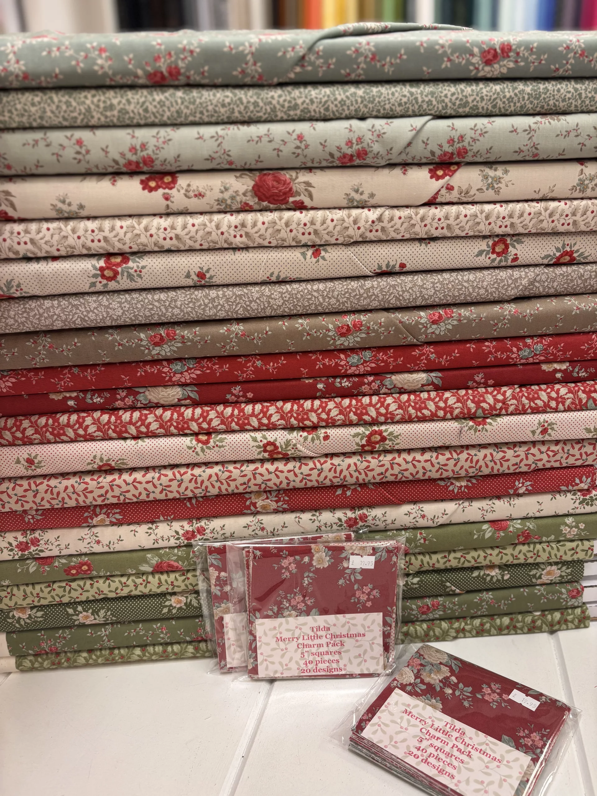 Tilda ‘Merry Little Christmas’ - 40 Piece Charmpack