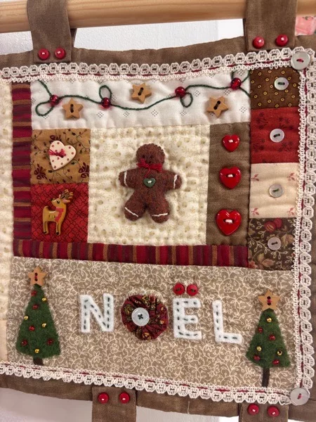 Christmas Wall Hanging - Course - Image 2